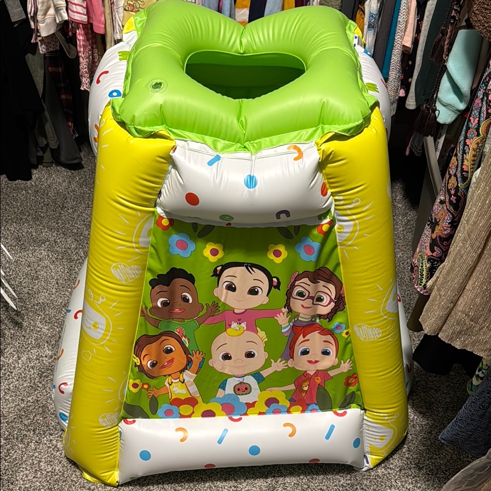 {Coco Melon} Green and White Inflatable